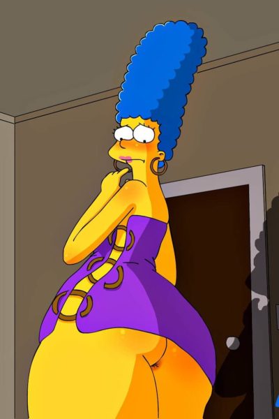 Les cuisses dodus et le fion bien gras de la mère Marge