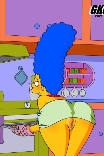 Marge Simpson en mini jupe a le minou chaud comme son four